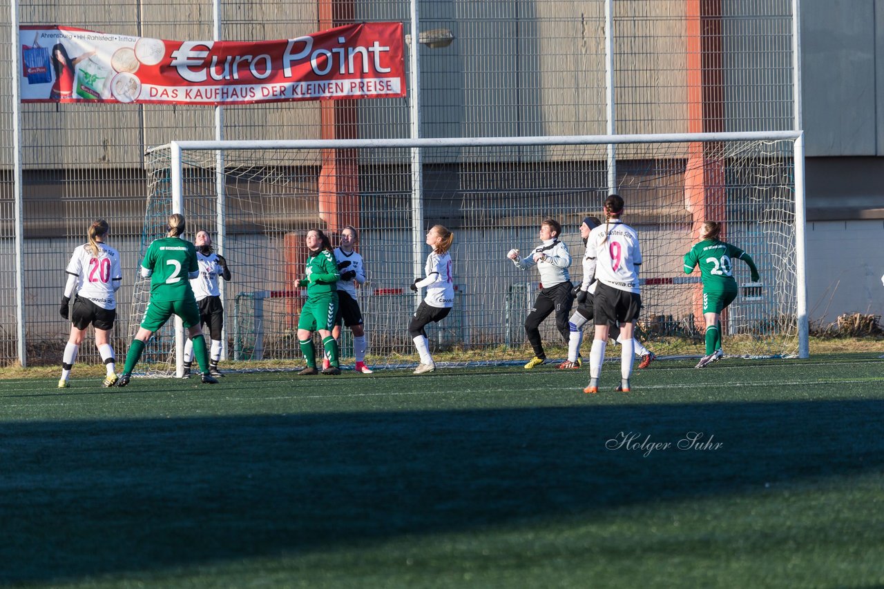 Bild 142 - Frauen SG Holstein Sued - SV Gruenweiss-Siebenbaeumen : Ergebnis: 0:2